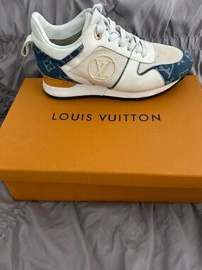 Louis Vuitton White and Blue Monogram Run Away Sneaker